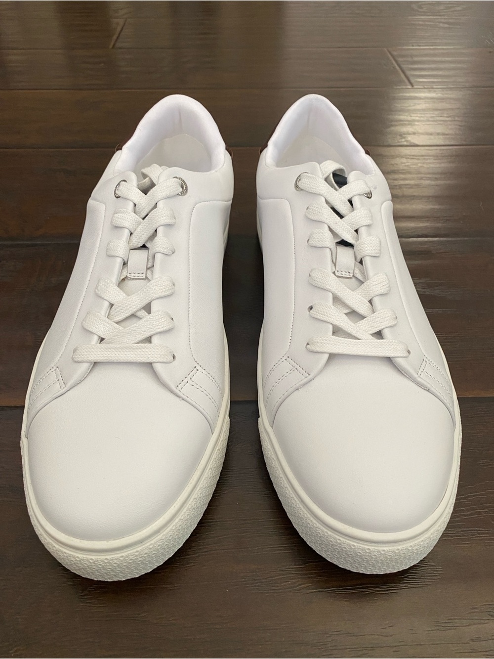 New with box Ted Baker leather upper lace up white sneakers men’s size 12